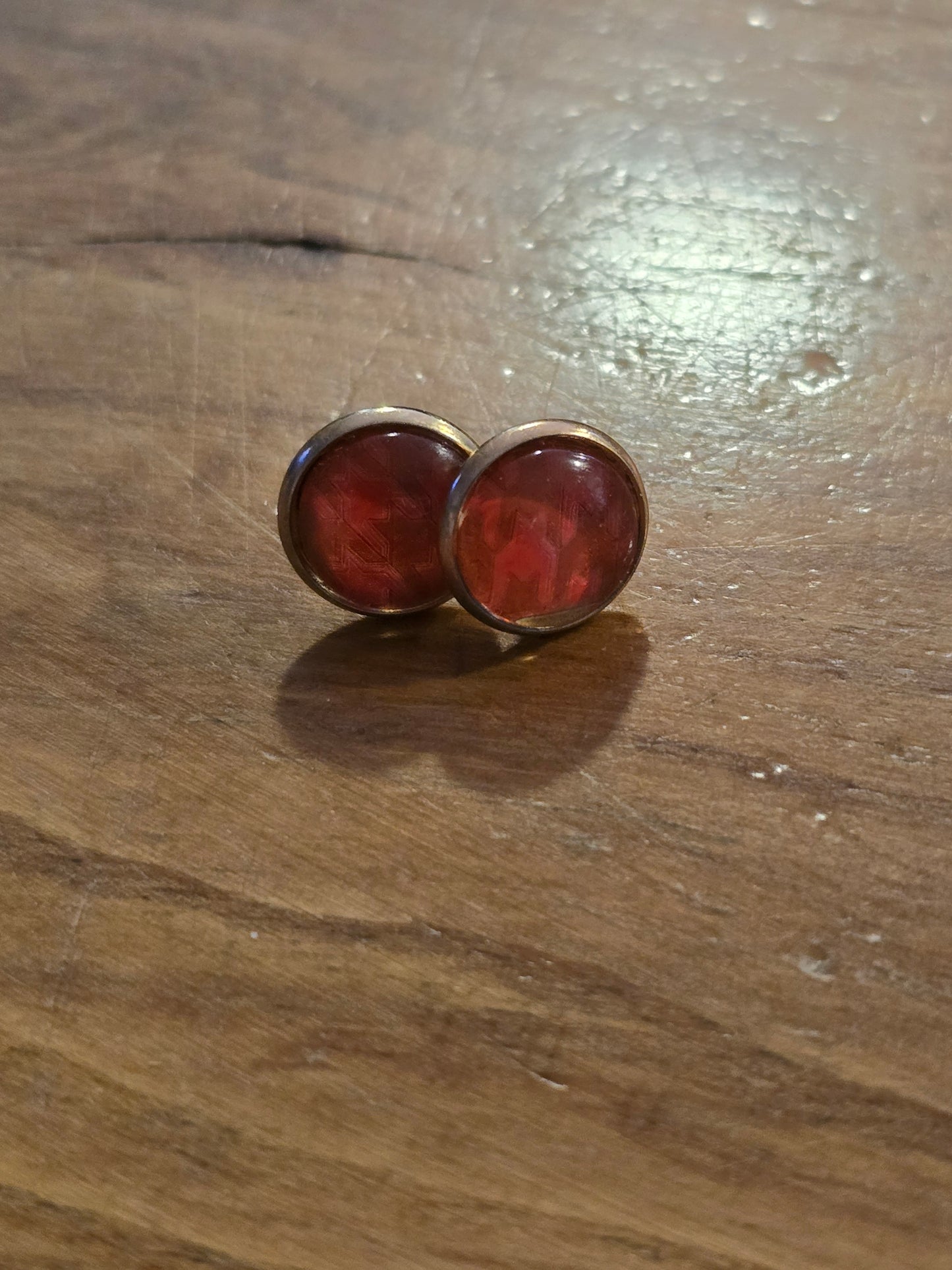 Red Beer Can Studs