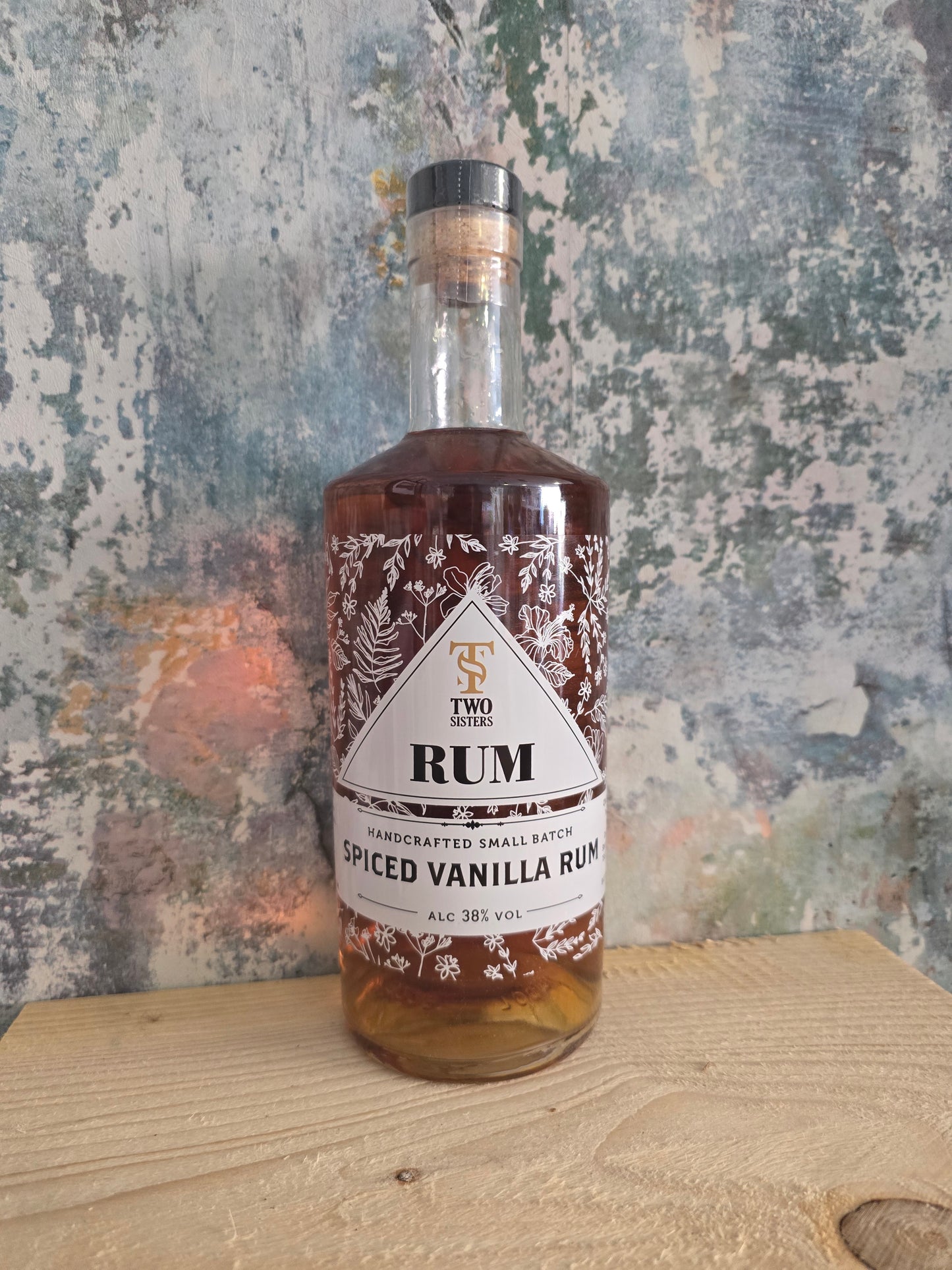 Two Sisters Vanilla Golden Spiced | Rum | 38%