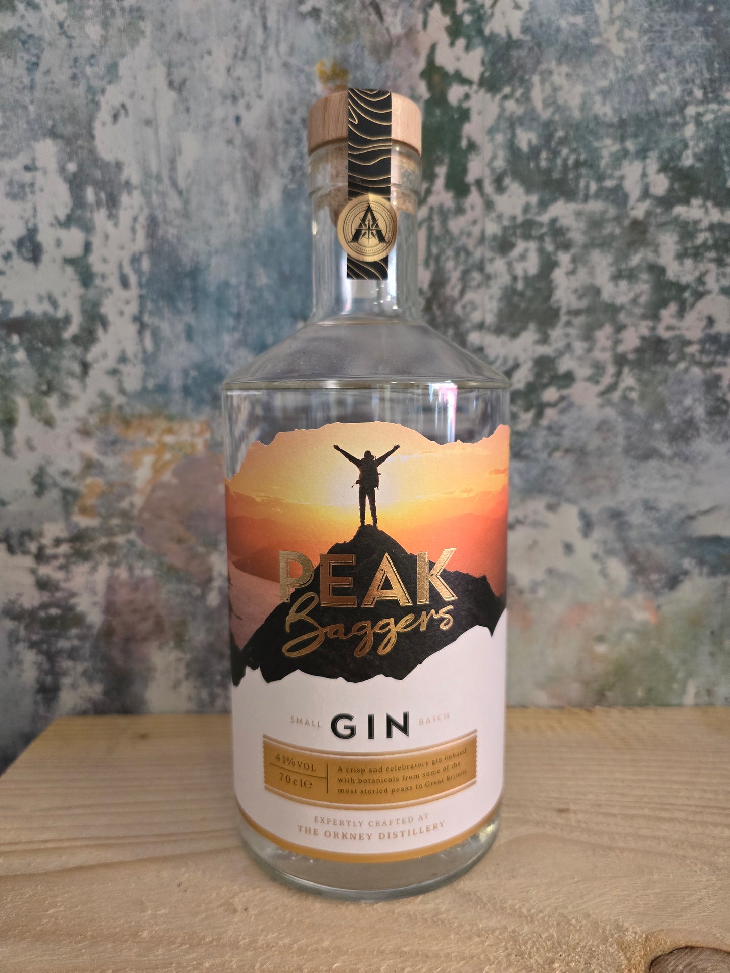 Peak Baggers | Small Batch Gin | 41%