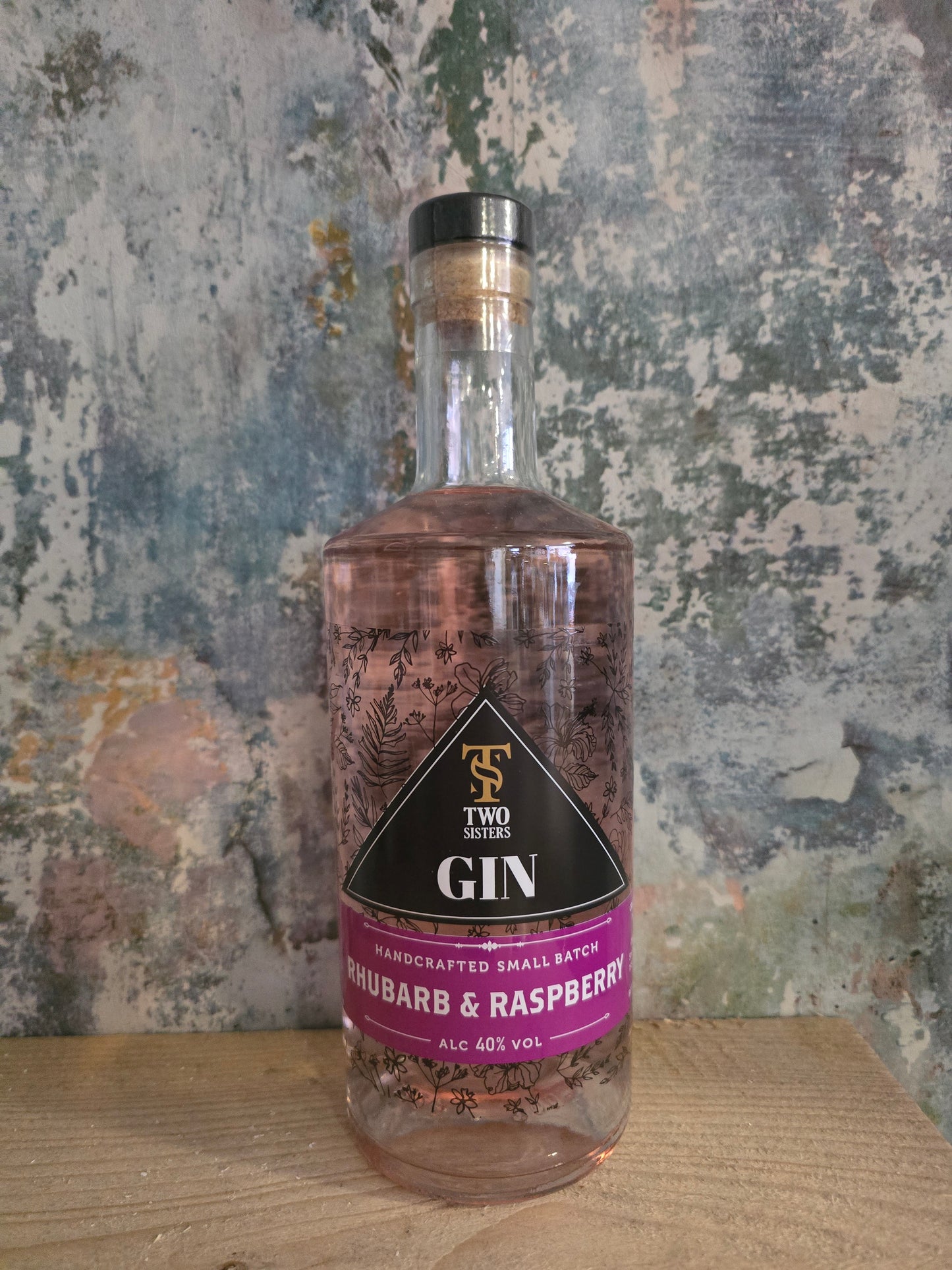 Two Sisters | Raspberry & Rhubarb Gin | 40%