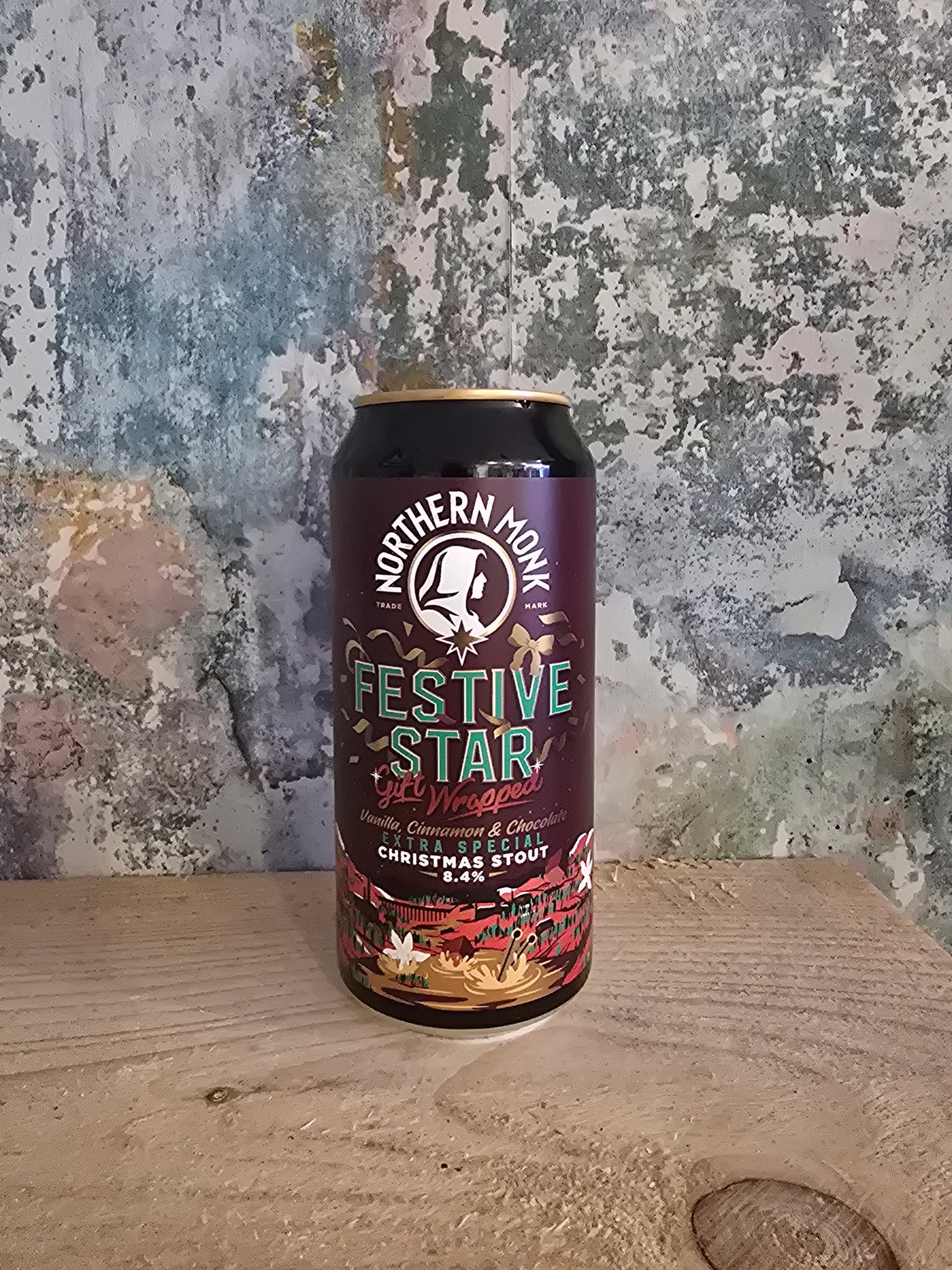 Festive Star Gift Wrapped | Extra Special Christmas Stout | 8.4%