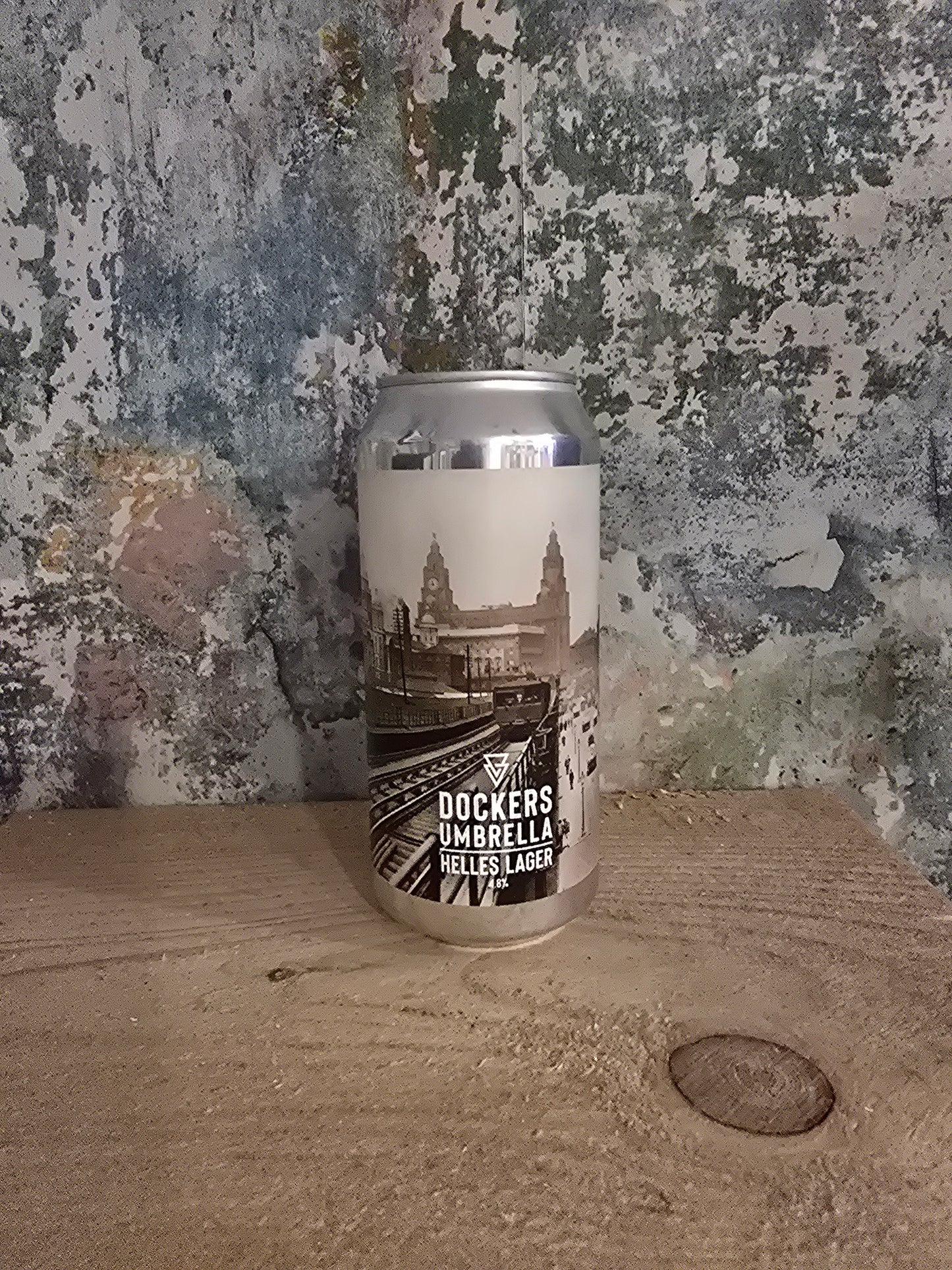 Dockers Umbrella | Lager | 4.8%